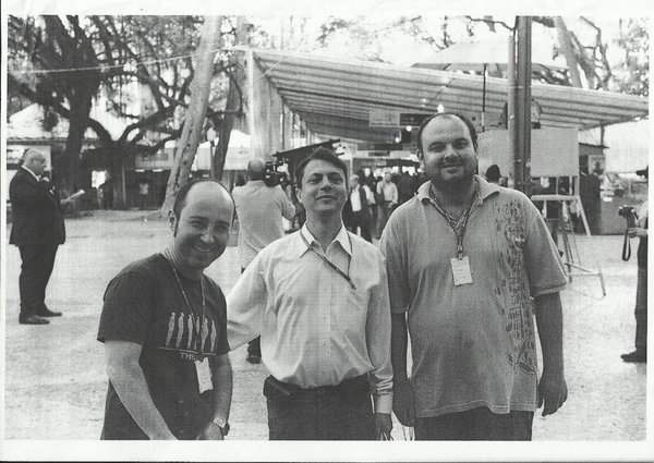 Com Luiz Gonzaga (E) e João Moiano, colegas de trabalho.